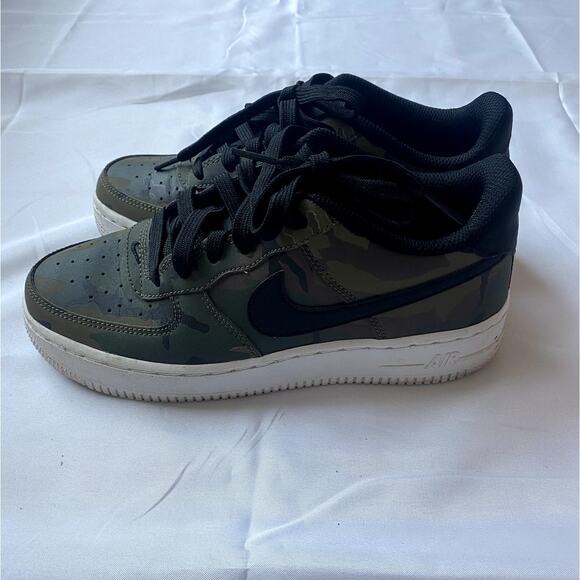 Nike Air Force 1 AF1 Black Olive Brown Green White Sole Size Youth 4 - Picture 2 of 10